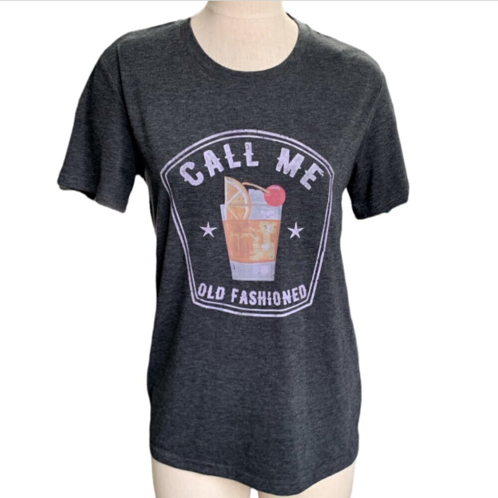 Graphic Tee "Call Me Old Fashioned" Gray Sz M by Sheshow #40H